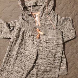 Girls 90 Degree Jogger Set